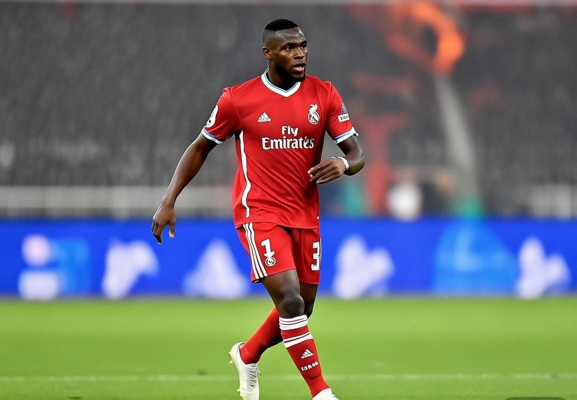 皇马官方辟谣科纳特转会传闻，利物浦面临续约压力与潜在竞争